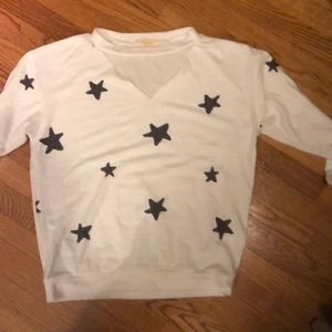 Star shirt with cut out collar
